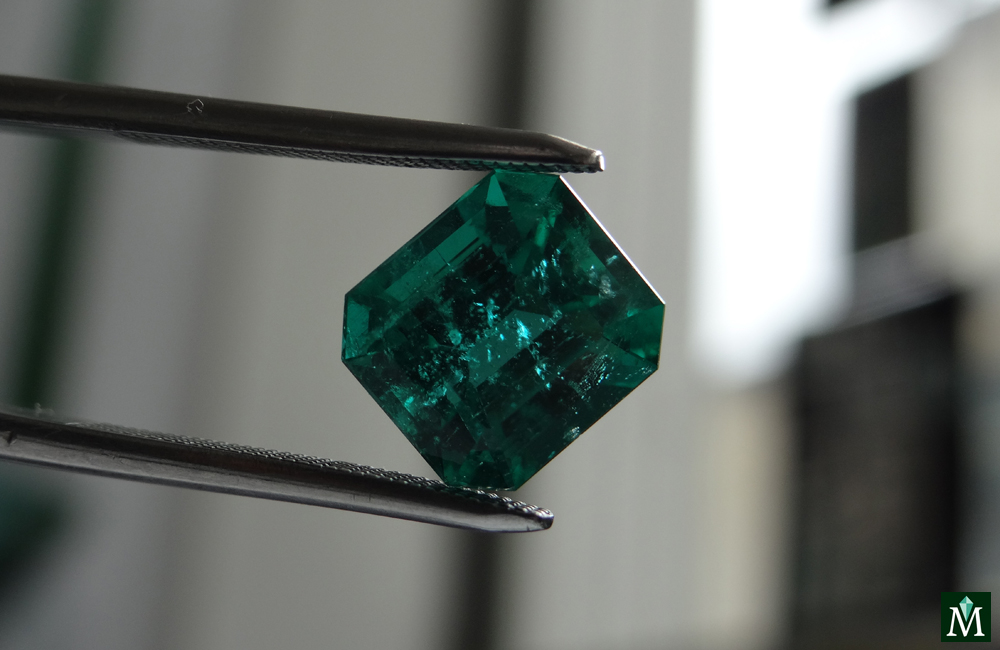 © Mensal Emeralds