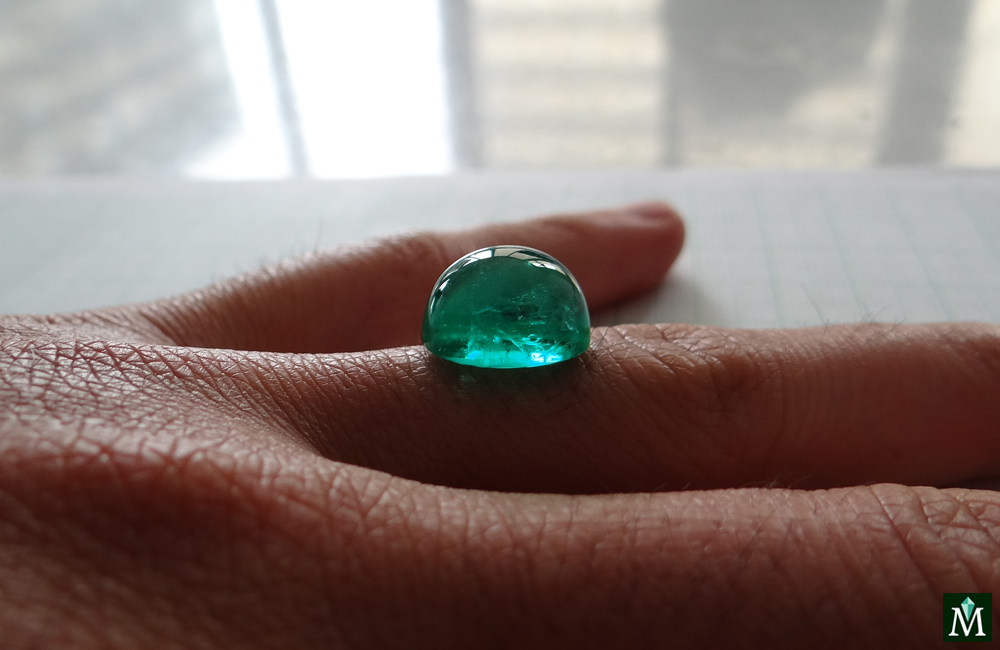 © Mensal Emeralds